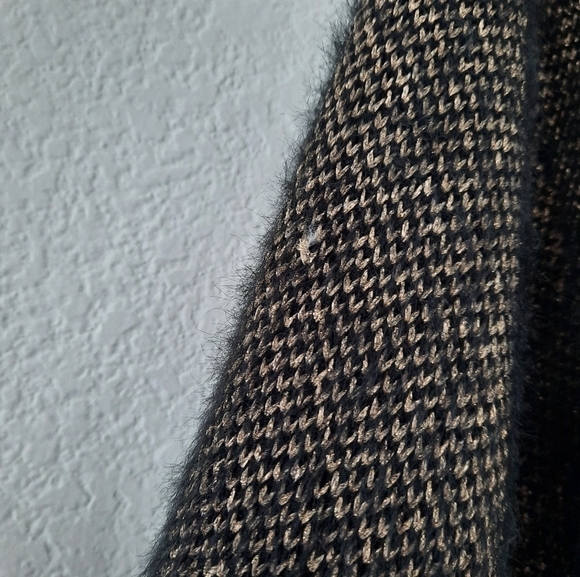 Anthropologie Sleeping On Snow Fuzzy Cropped Metallic Cardigan - Picture 6 of 6